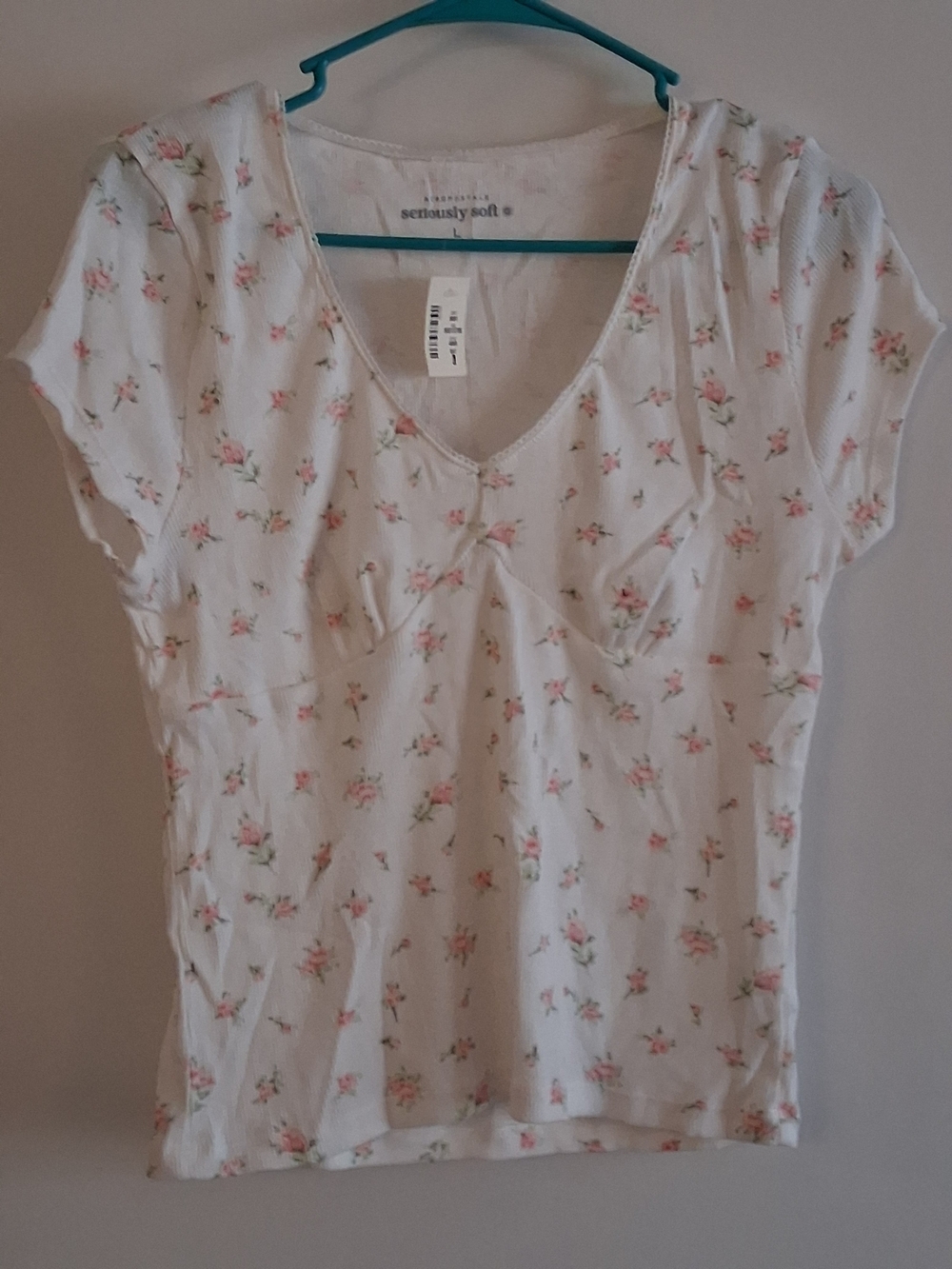 Aeropostale White V-Neck Short Sleeve Top with Pink Floral Print